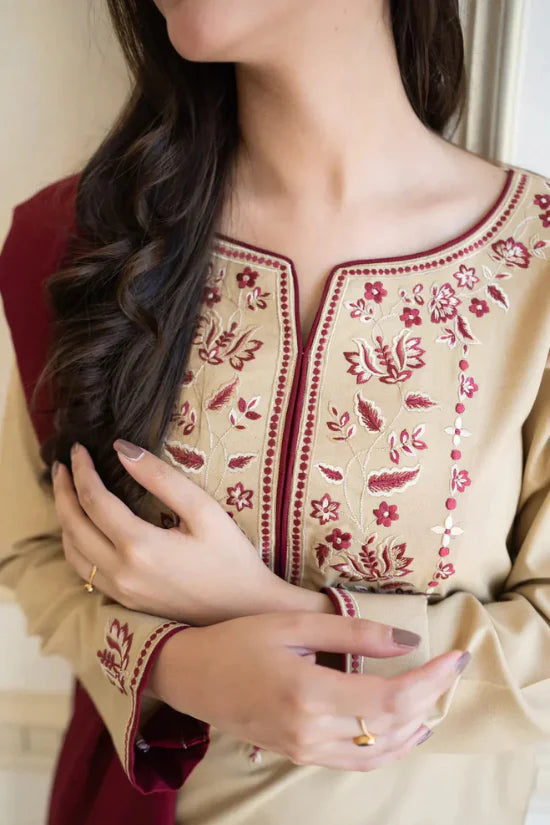 3PCS Lawn Suit Set Ready to Wear With Machine Embroidery