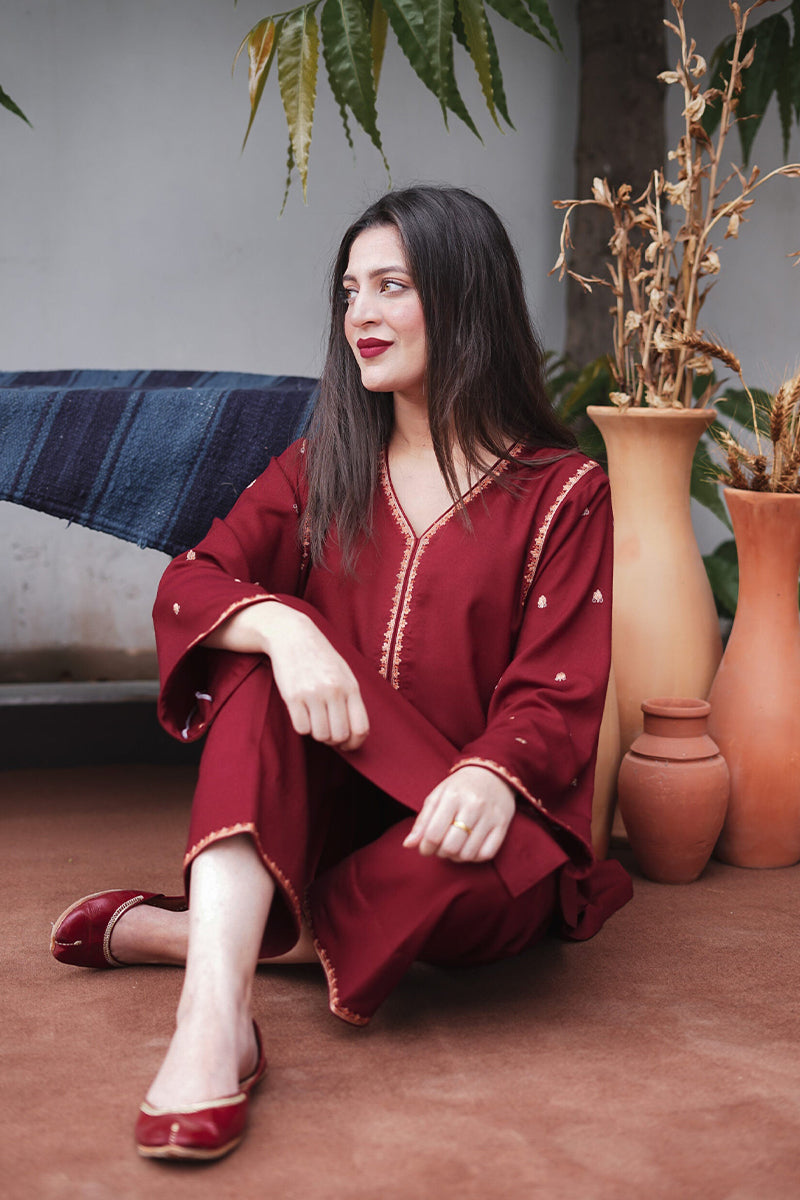 Stitched 3-Piece Embroidered Lawn Suit Ready to Wear With Machine Embroidery