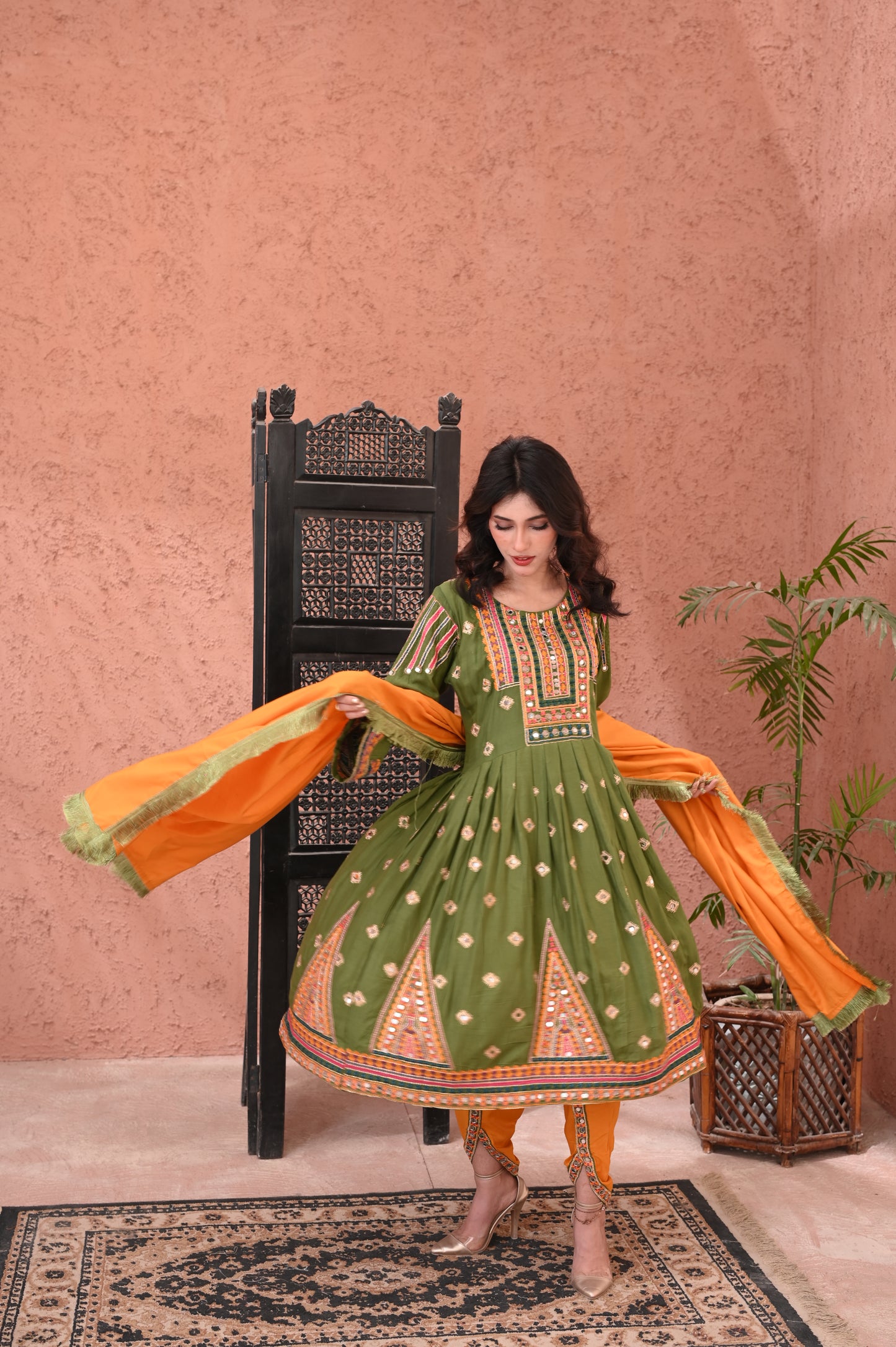 "3-Peace  – Embroidered Dhanak Anarkali with Mirror Work Ready to Wear With Machine Embroidery