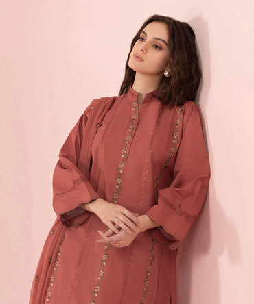 Embroidered Dhanak 3-Piece Set with Delicate Chiffon Dupatta Ready to Wear With Machine Embroidery